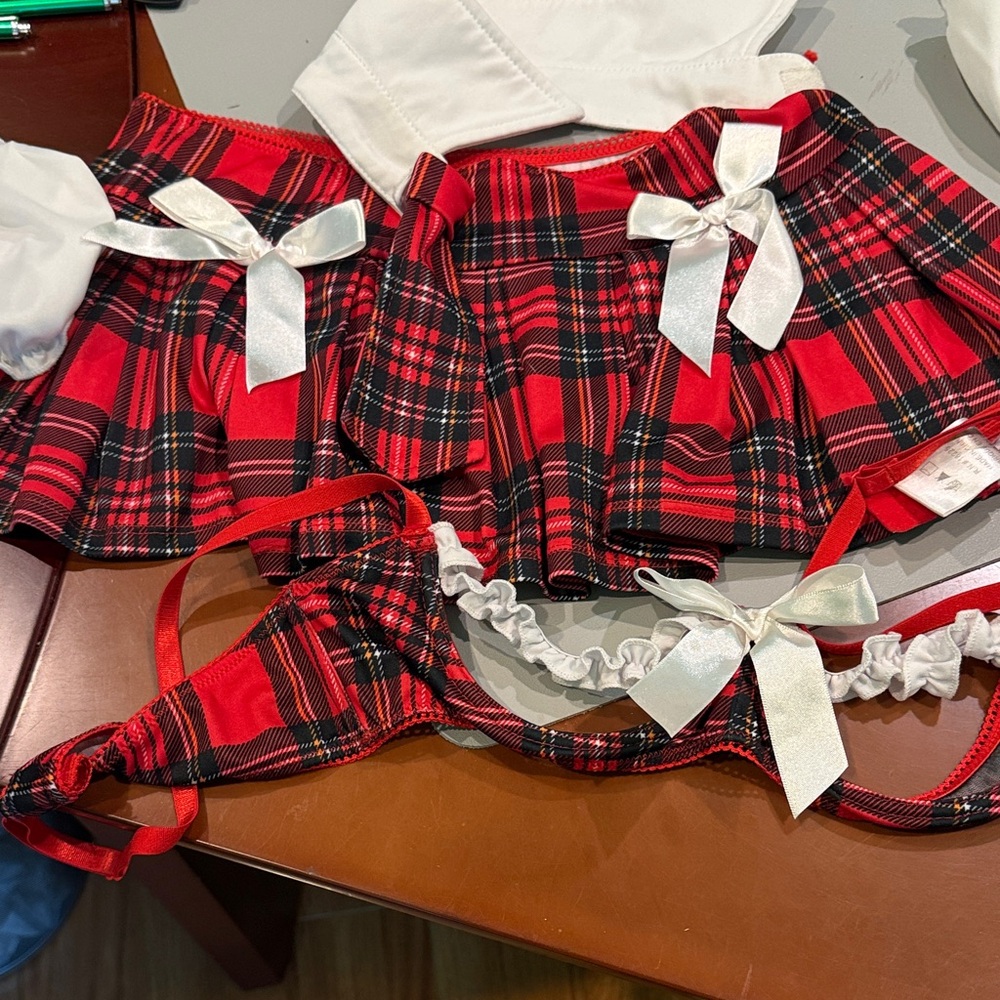 Red Plaid School-Style Skirt & Accessories Set 6 pieces